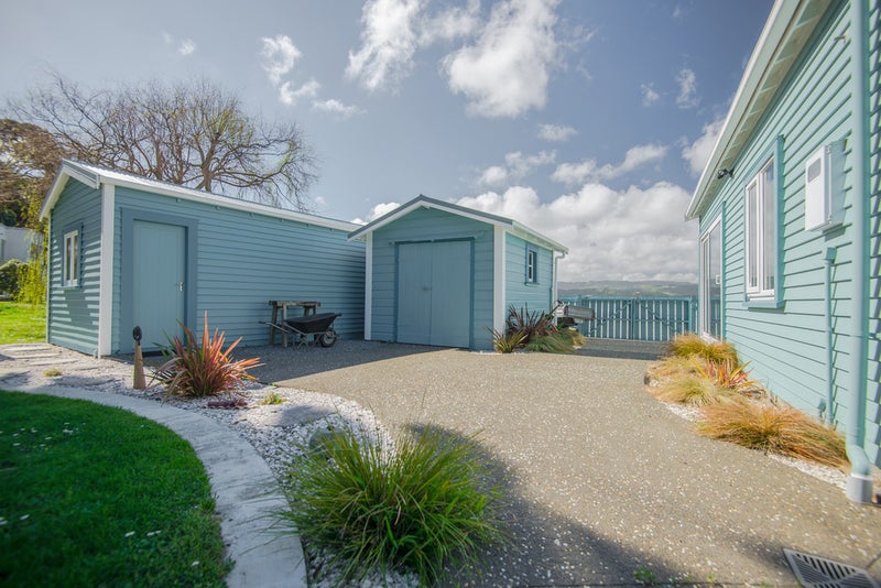 81 Paremata Road, Paremata, Porirua - Carousel 26