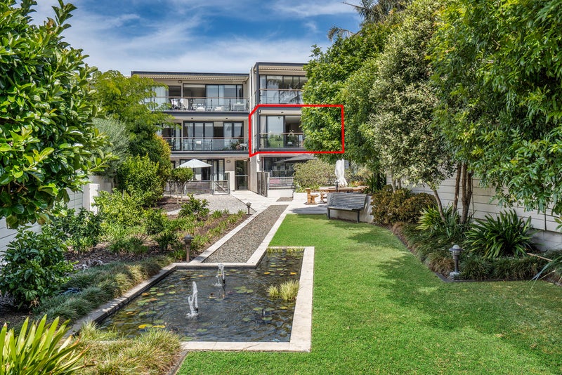 10/0 Frieston Road, Milford, Auckland - Carousel 1