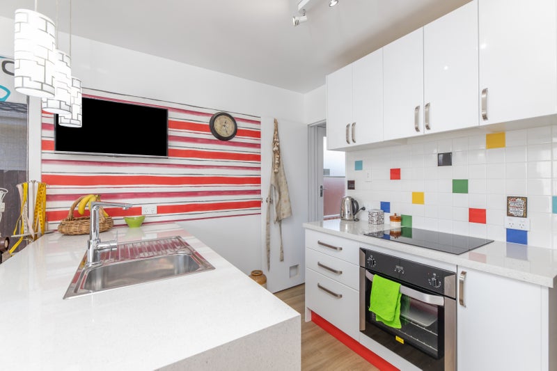 2/97 Hay Street, Bromley, Christchurch - Carousel 2