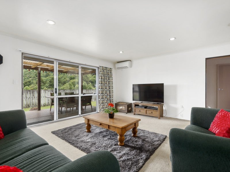 20 Tulsa Grove, Totara Park, Upper Hutt - Carousel 2