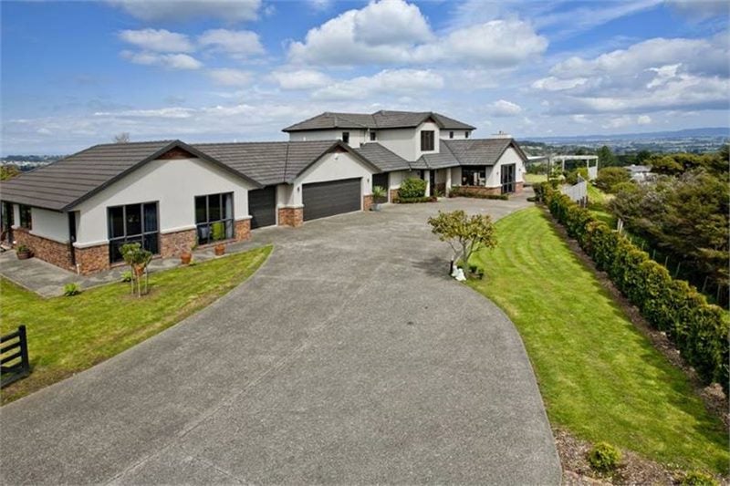 368 Ridge Road, Albany - Carousel 1