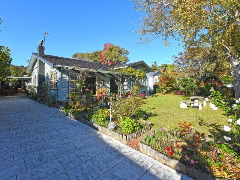4 Pempsey Street, Silverstream, Upper Hutt - Carousel 2