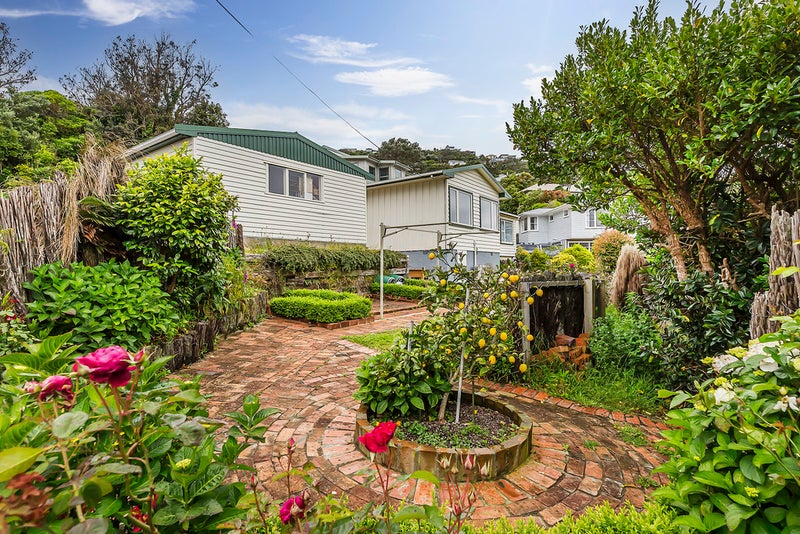 39 Cheshire Street, Wilton, Wellington - Carousel 1