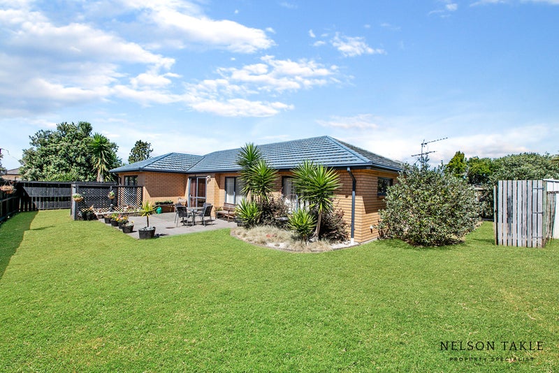 53 Waimahia Avenue, Weymouth, Auckland - Carousel 1