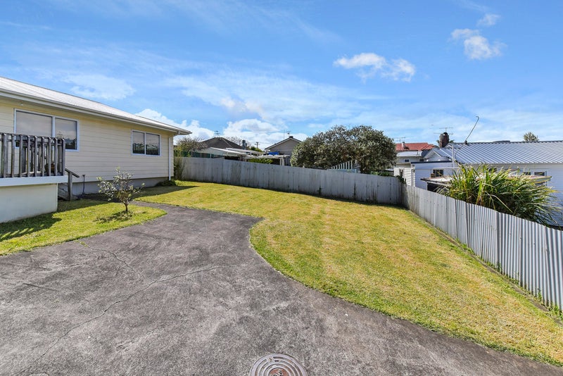 1A Monterey Avenue, Otahuhu, Auckland - Carousel 2