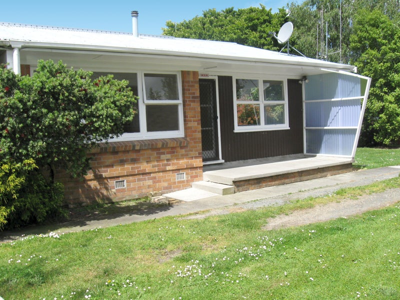 13A Southsea Crescent, Silverdale, Hamilton - Carousel 1