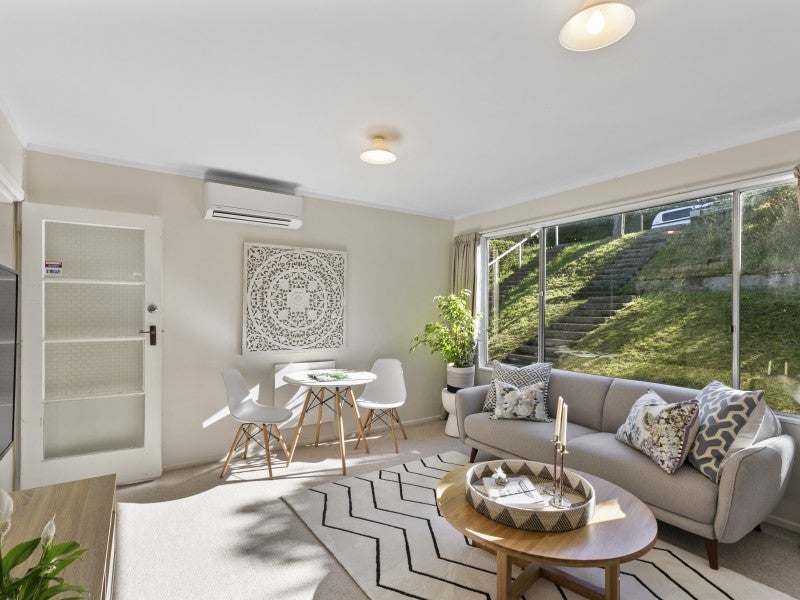 3A Orleans Street, Ngaio, Wellington - Carousel 1