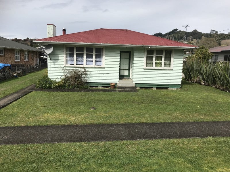 67 King Street West, Te Kūiti - Carousel 1