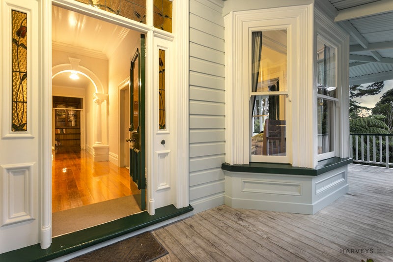 227 Forest Hill Road, Waiatarua, Auckland - Carousel 2