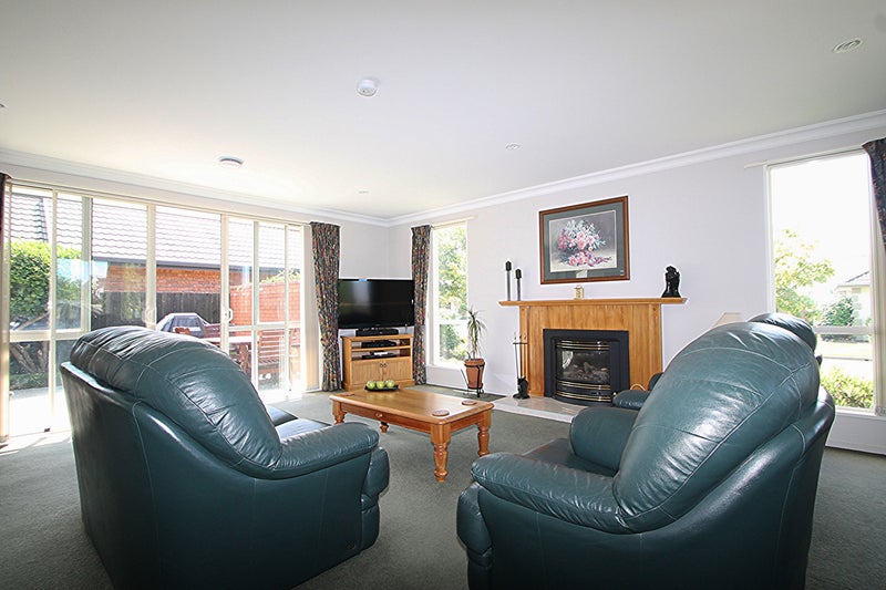 6 Ballybrack Place, Casebrook, Christchurch - Carousel 2