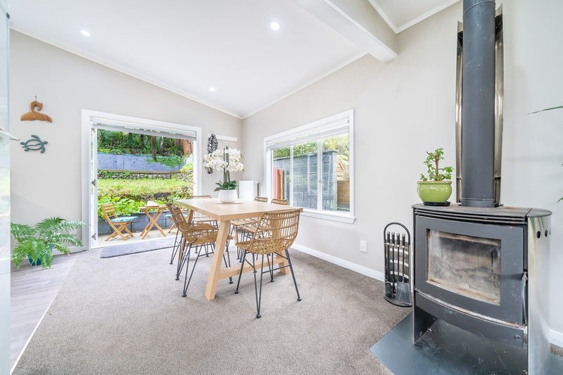80 Park Road, Belmont, Lower Hutt - Carousel 26