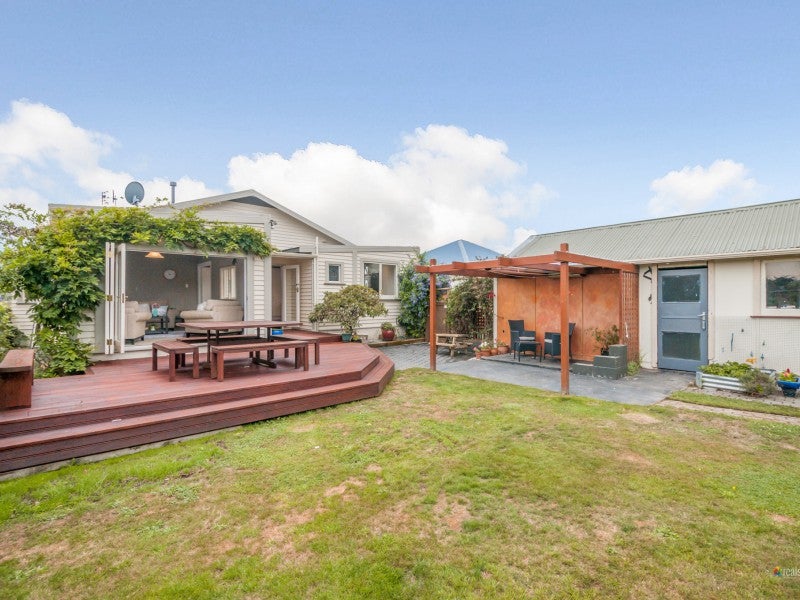 14 Porutu Street, Fairfield, Lower Hutt - Carousel 2