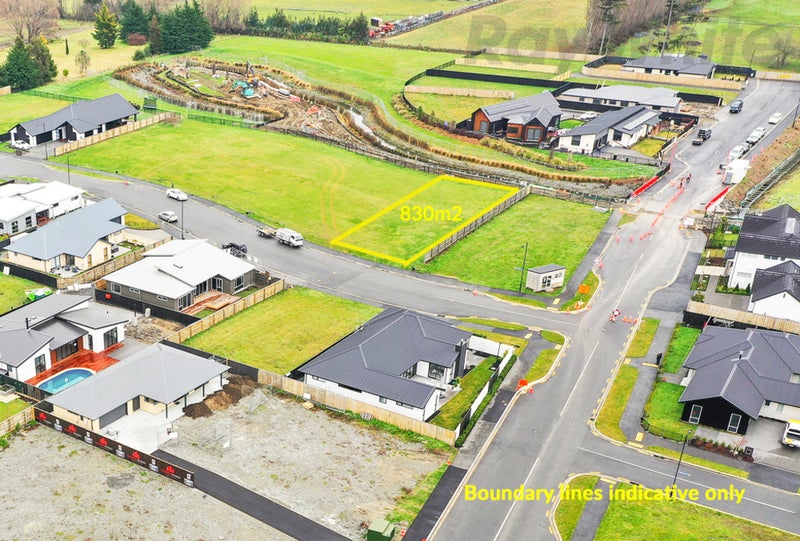 4 Picadilly Avenue, Casebrook, Christchurch - Carousel 1