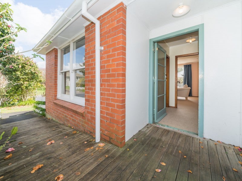 22 Ashford Avenue, Hokowhitu, Palmerston North - Carousel 2