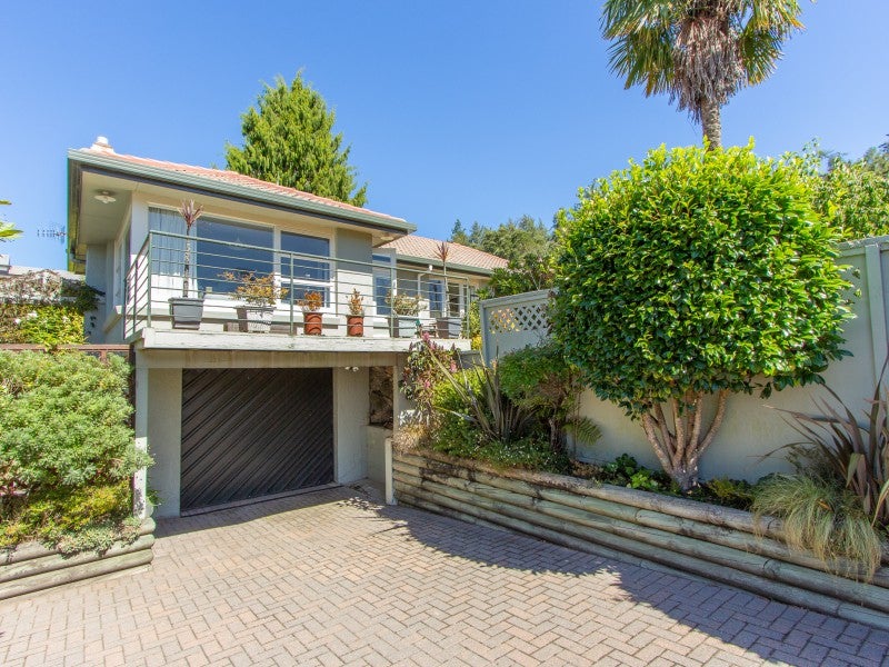 4 Selwyn Road, Lynmore, Rotorua - Carousel 1