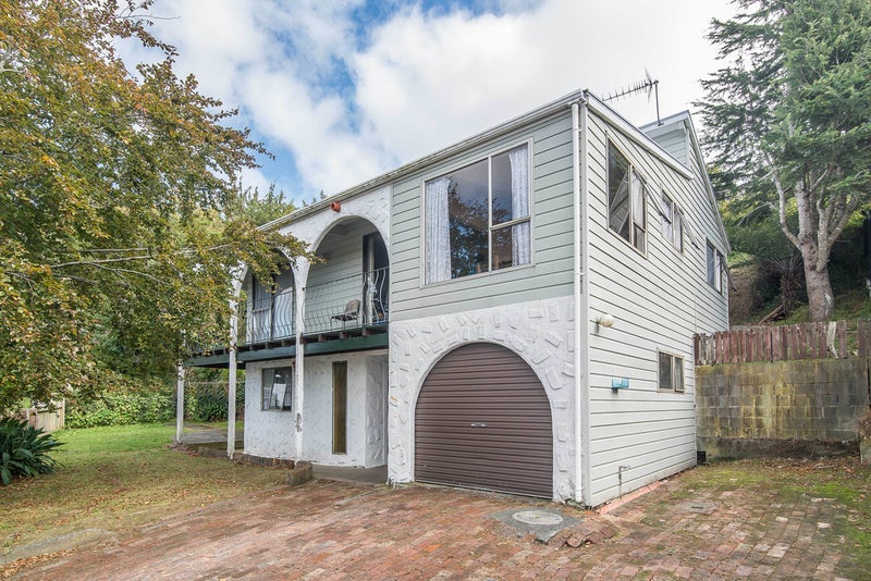 59 Desert Gold Street, Ascot Park, Porirua - Carousel 1