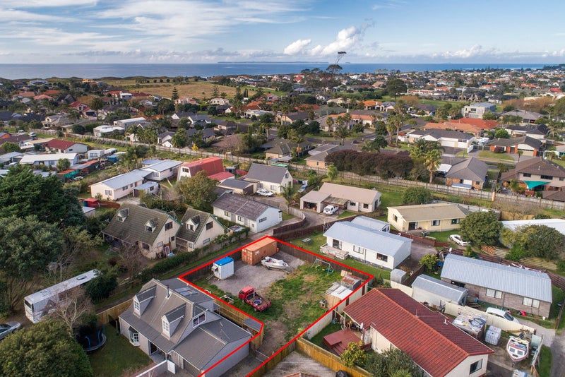 59A Hartford Avenue, Papamoa Beach, Papamoa - Carousel 1