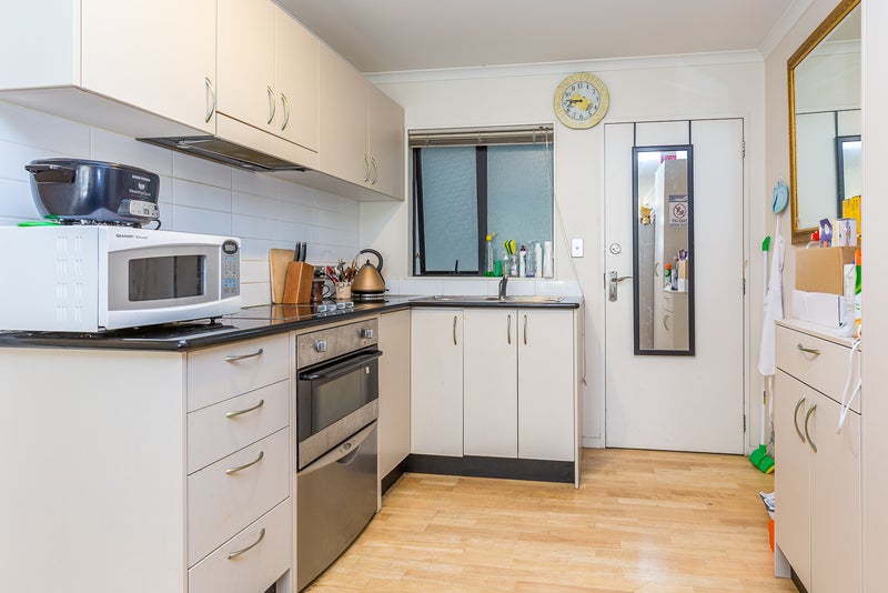 517/176 Broadway, Newmarket, Auckland - Carousel 6