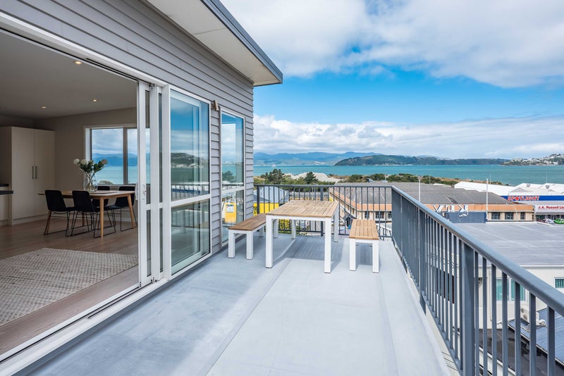 10 Cameron Street, Kaiwharawhara, Wellington - Carousel 1