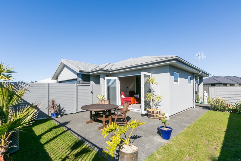 25 Hurunui Drive, Te Awa, Napier - Carousel 1