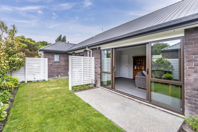1/21A BRITTAN STREET, Linwood, Christchurch - Carousel 2