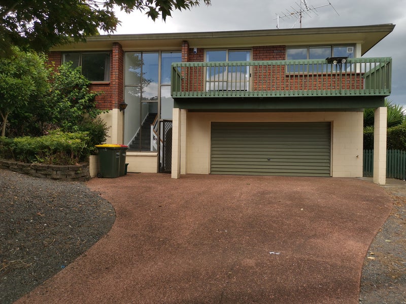 30 Coulthard Terrace, Opaheke, Papakura - Carousel 1