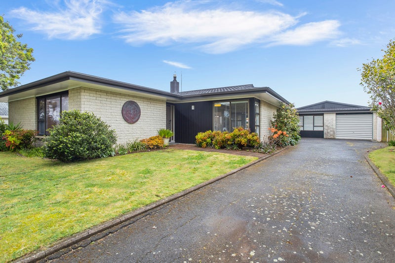 31 Butley Drive, Farm Cove, Auckland - Carousel 2