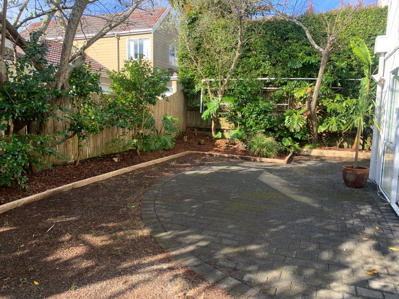 2/24 Clonbern Road, Remuera, Auckland - Carousel 15
