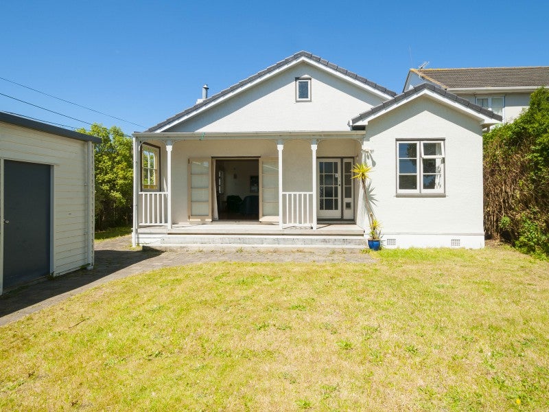 20 Pirie Crescent, Moera, Lower Hutt - Carousel 2