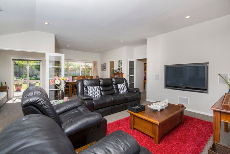 18 Bob Charles Drive, Golflands, Auckland - Carousel 2