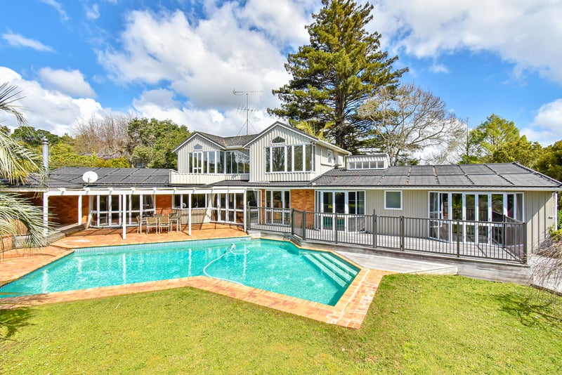 47 Evelyn Road, Cockle Bay, Auckland - Carousel 1