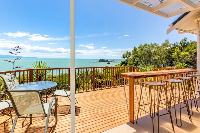 3 Grenville Terrace, Moana, Nelson - Carousel 2