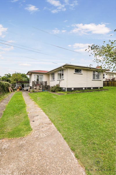 16 Everitt Road, Otara, Auckland - Carousel 1
