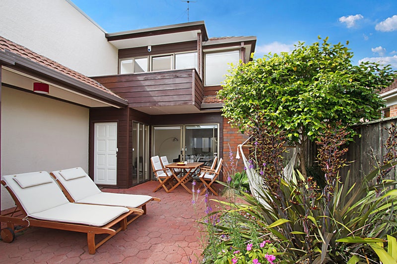 2/13 Tagalad Road, Mission Bay, Auckland - Carousel 2
