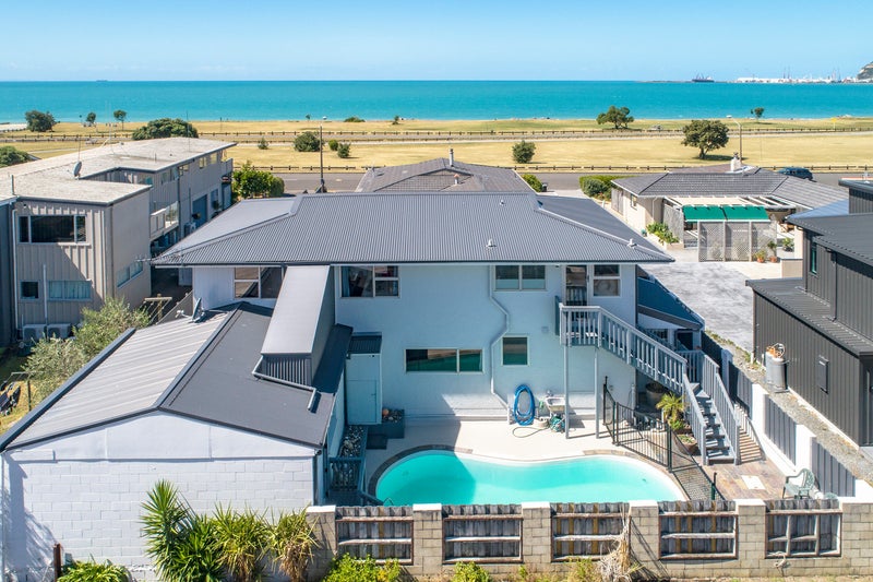 6A THE ESPLANADE, WESTSHORE, NAPIER - Carousel 1