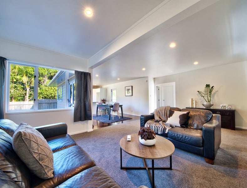 50A Godley Road, Green Bay, Auckland - Carousel 2