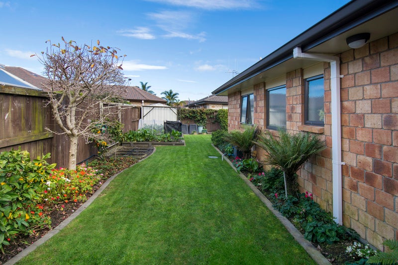 558 Gloucester Road, Papamoa Beach, Papamoa - Carousel 21