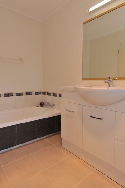 7 Mark Place, Lynmore, Rotorua - Carousel 26