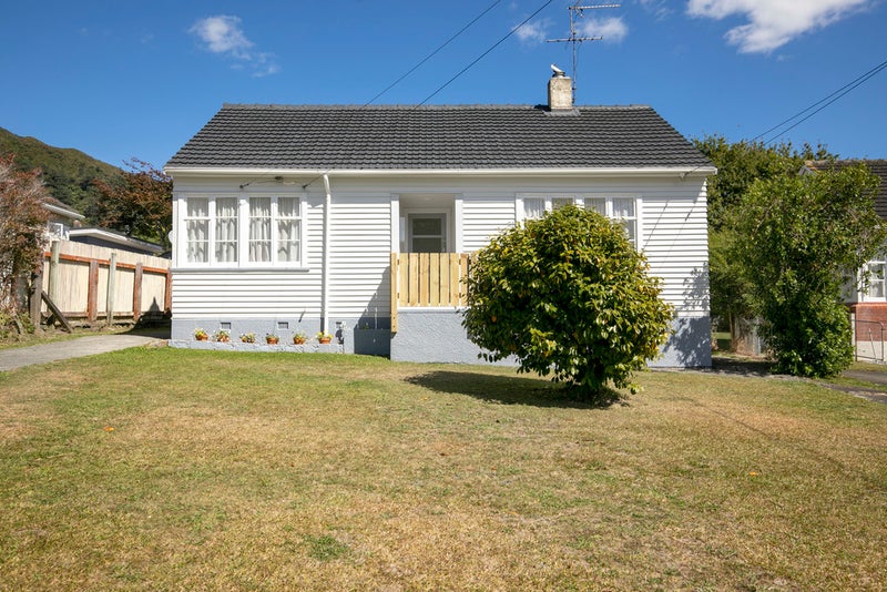 14 Wilkie Crescent, Naenae, Lower Hutt - Carousel 20