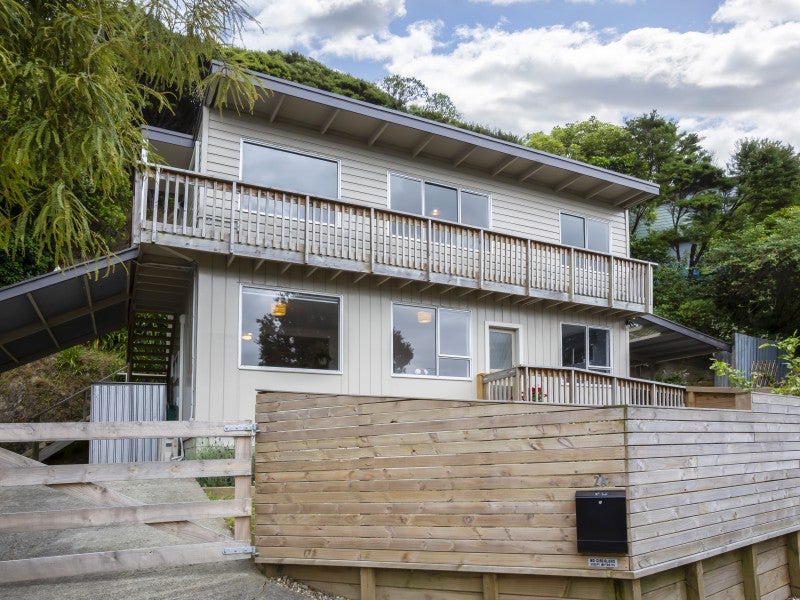 2 Kenef Road, Paremata, Porirua - Carousel 1