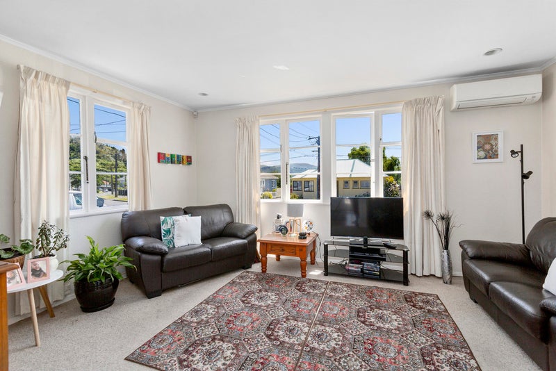 1/11 Newcombe Street, Naenae, Lower Hutt - Carousel 2
