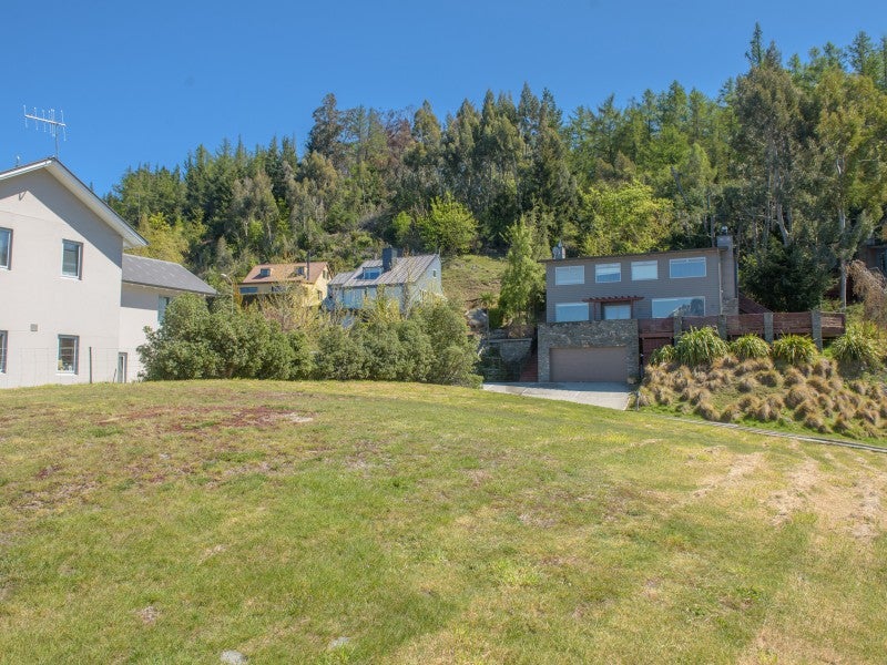 72 Hensman Road, Queenstown, Queenstown - Carousel 10