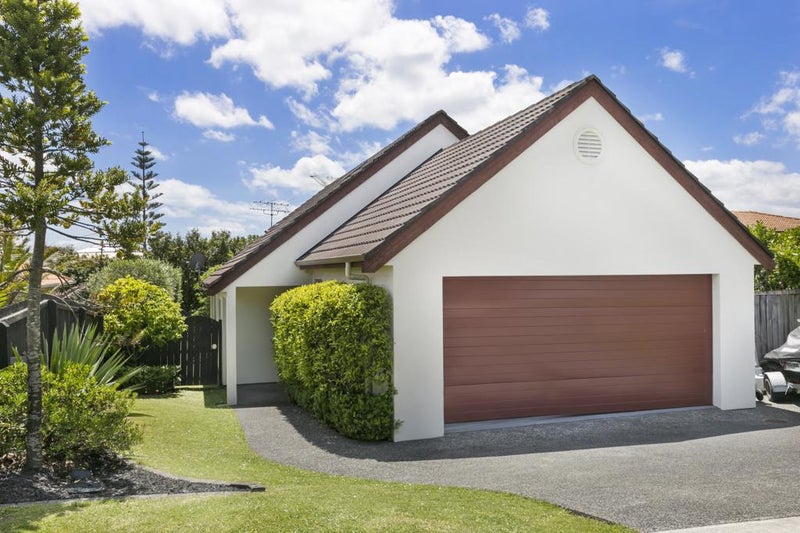 11 Aclare Place, East Tamaki, Auckland - Carousel 24