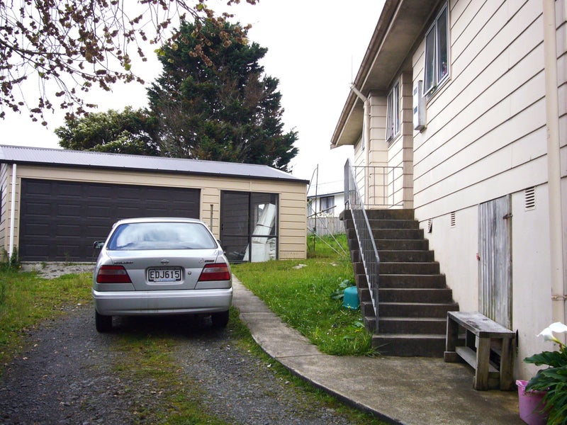 94 Urlich Drive, Ranui, Auckland - Carousel 2