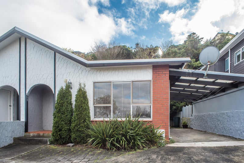 16A Orissa Crescent, Broadmeadows, Wellington - Carousel 1