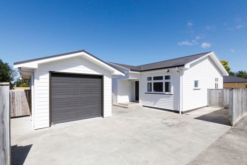 61 Ferguson Street, Awapuni, Palmerston North - Carousel 1