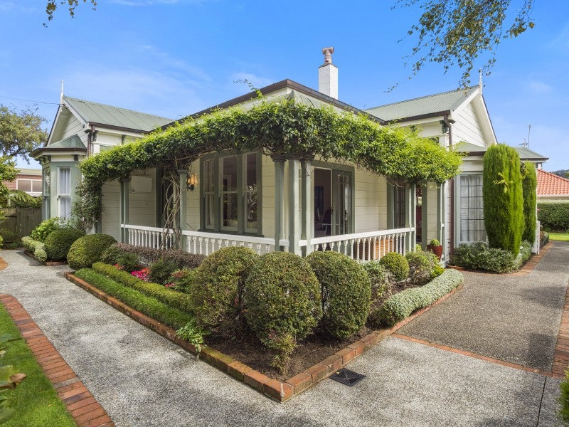 2/83 Penrose Street, Woburn, Lower Hutt - Carousel 2