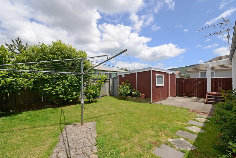 1/13 Byron Street, Trentham, Upper Hutt - Carousel 2