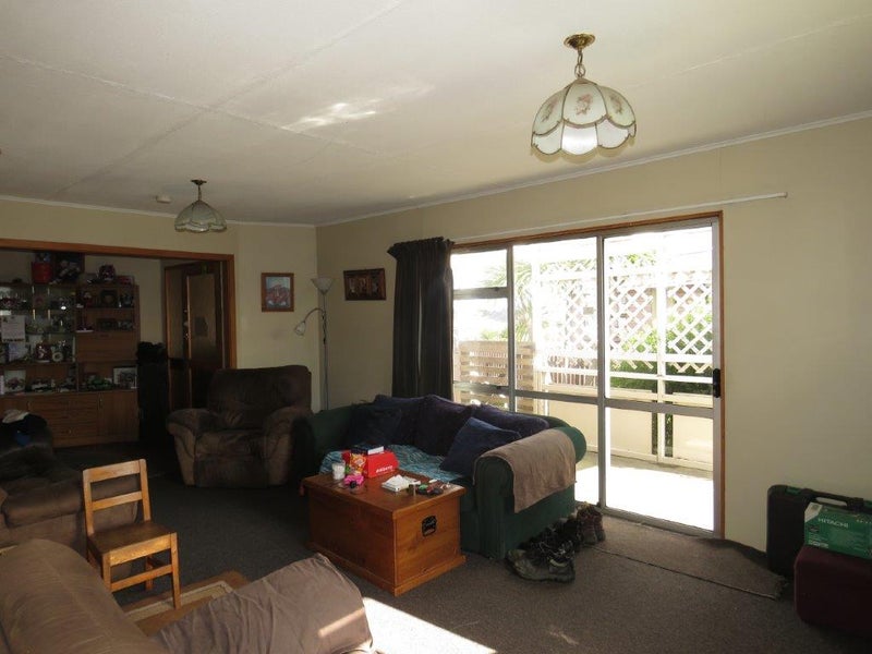 206 John Street, Heidelberg, Invercargill - Carousel 2