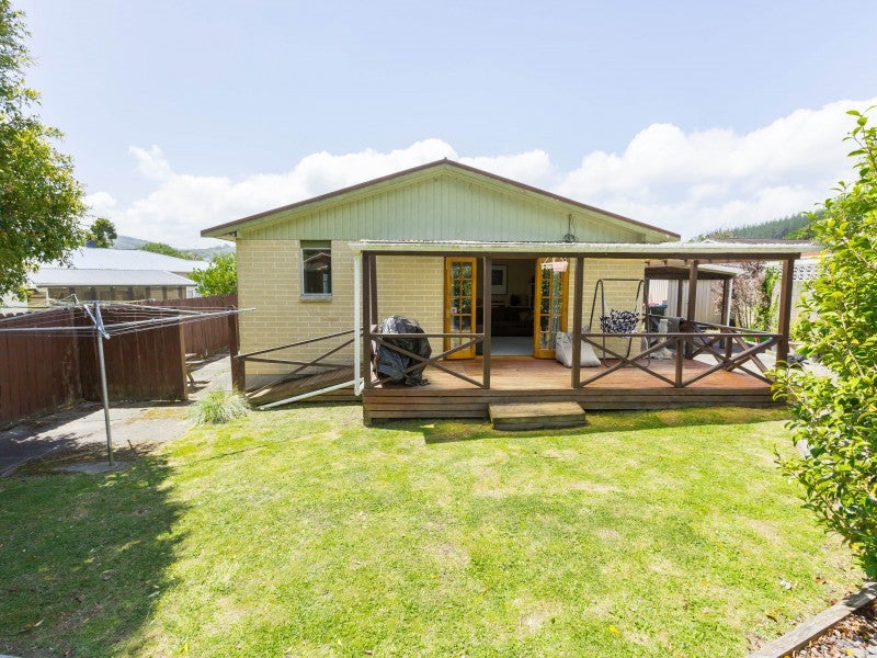 45B Hillside Drive, Maoribank, Upper Hutt - Carousel 2